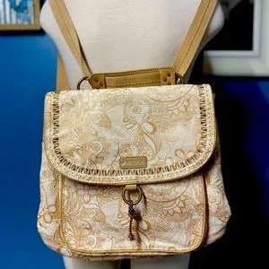 Sakroots | Bags | Sakroots Gold Convertible Backpack | Poshmark